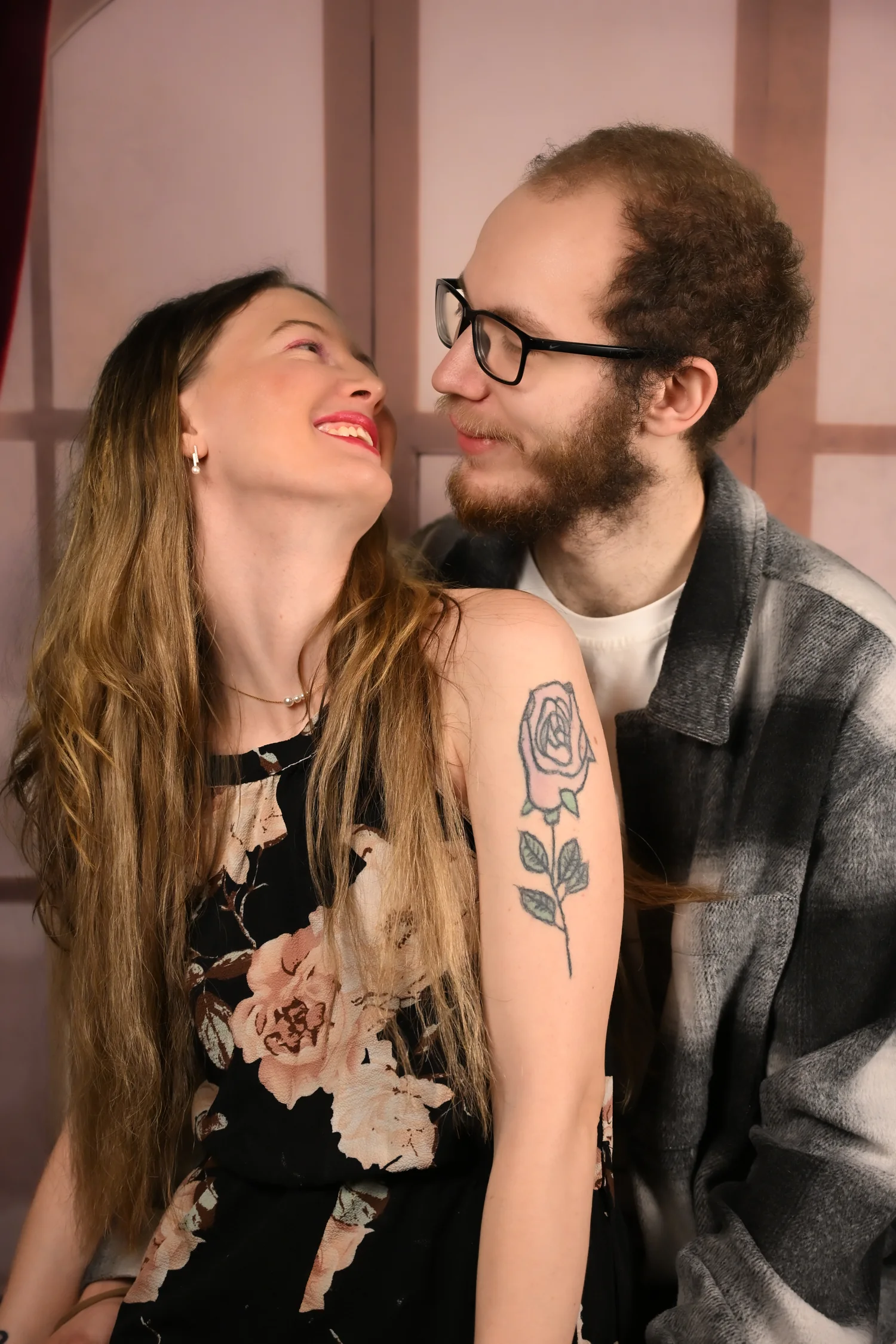 Nous deux nous regardant avec amour